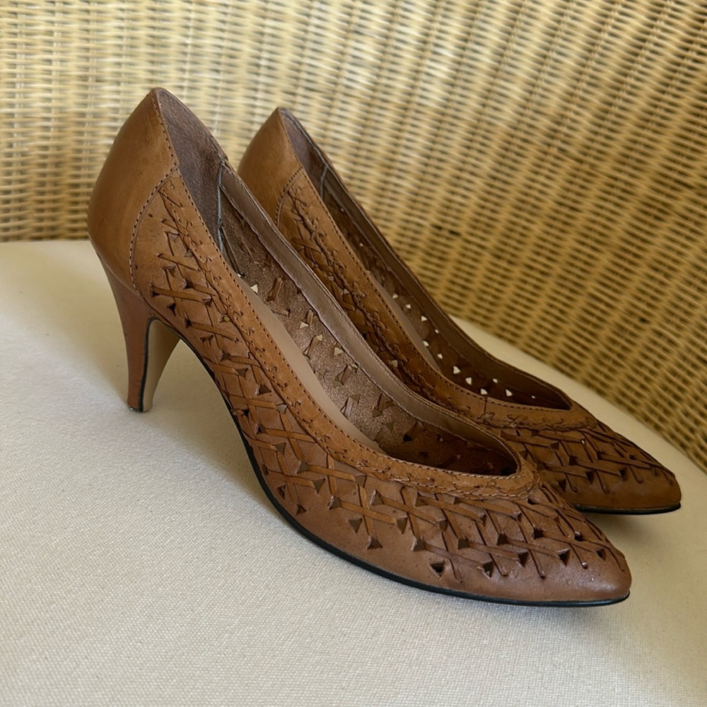 Vintage Unique & Comfortable Genuine Saddle Color Woven Leather Heels 8.5